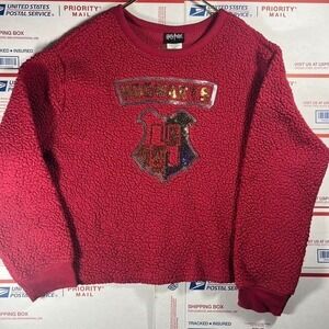 Red Harry Potter Hogwarts fleece sweatshirt #HarryPotter